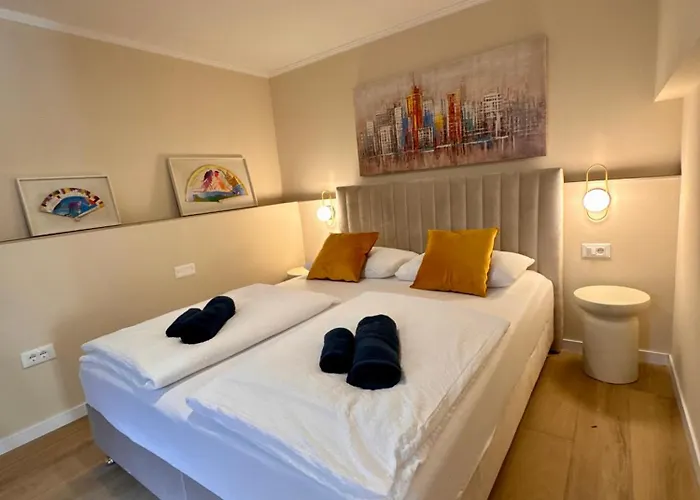 Hiden Garden Apartman *